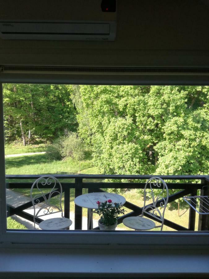 Cozy Apartment With Balcony Juodkrantė Exterior foto
